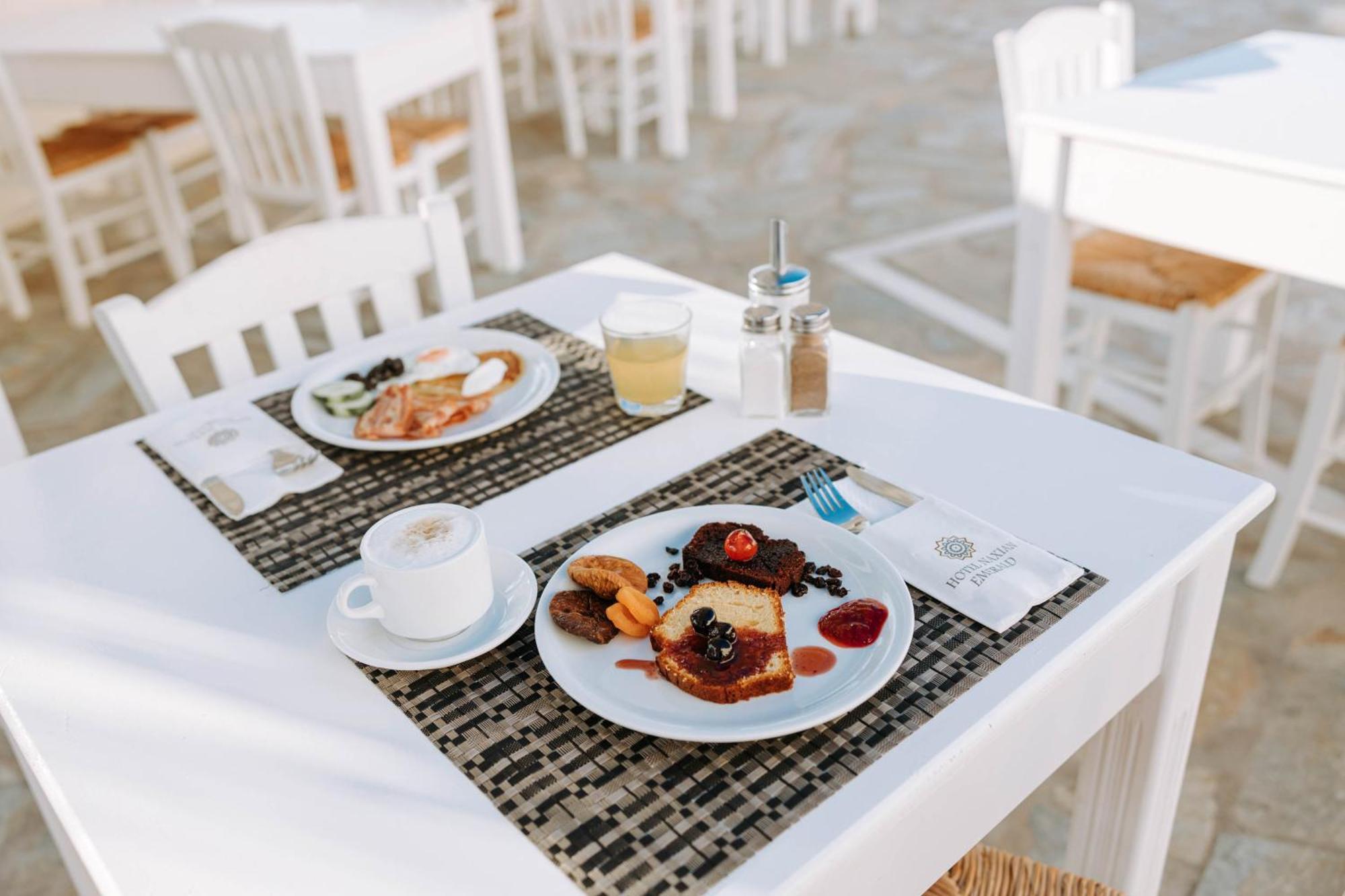 Naxian Emerald Hotel 아기오스프로코피오스 외부 사진
